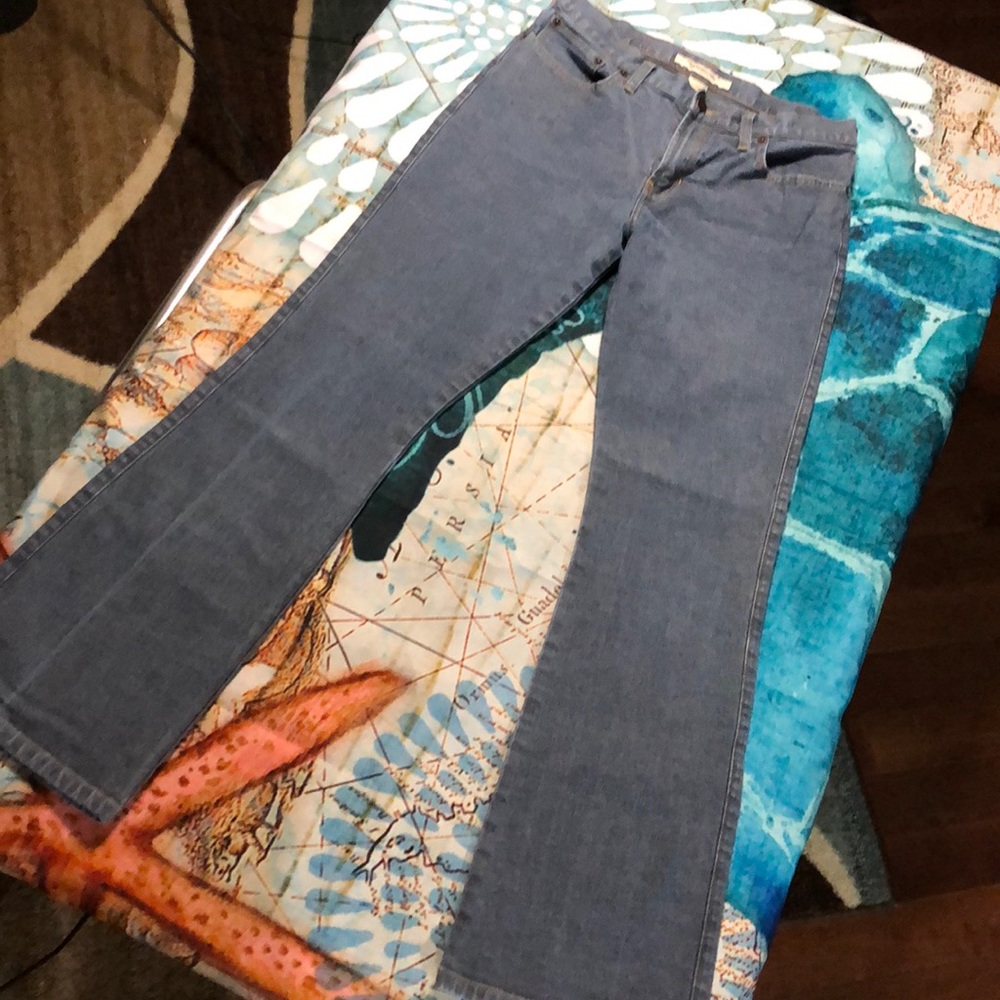 A&F High Rise Jeans - Picture 6 of 7